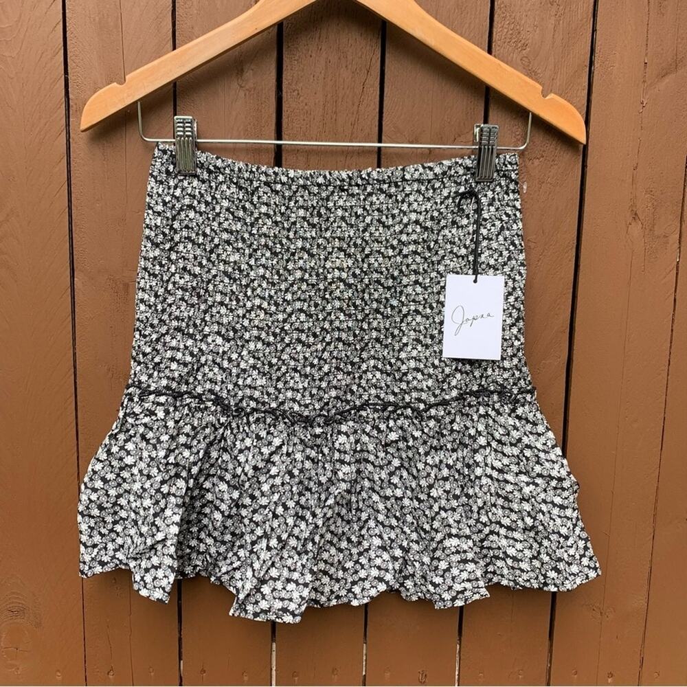 Japna | Black and White Floral Skirt NWT Size Medium